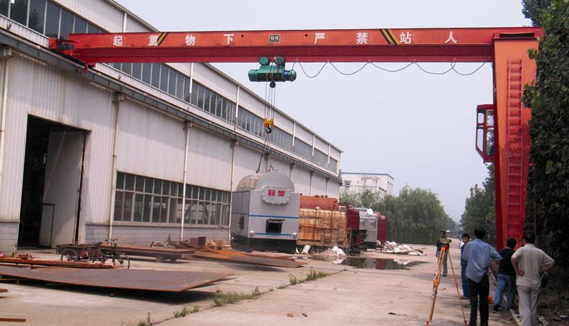 MB型電動(dòng)葫蘆半門(mén)式起重機(jī)